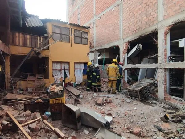 Ipiales explosión e incendio en una casa