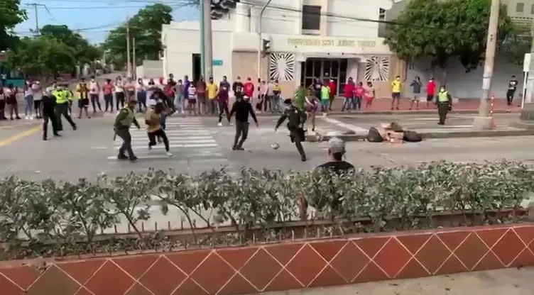 Policía