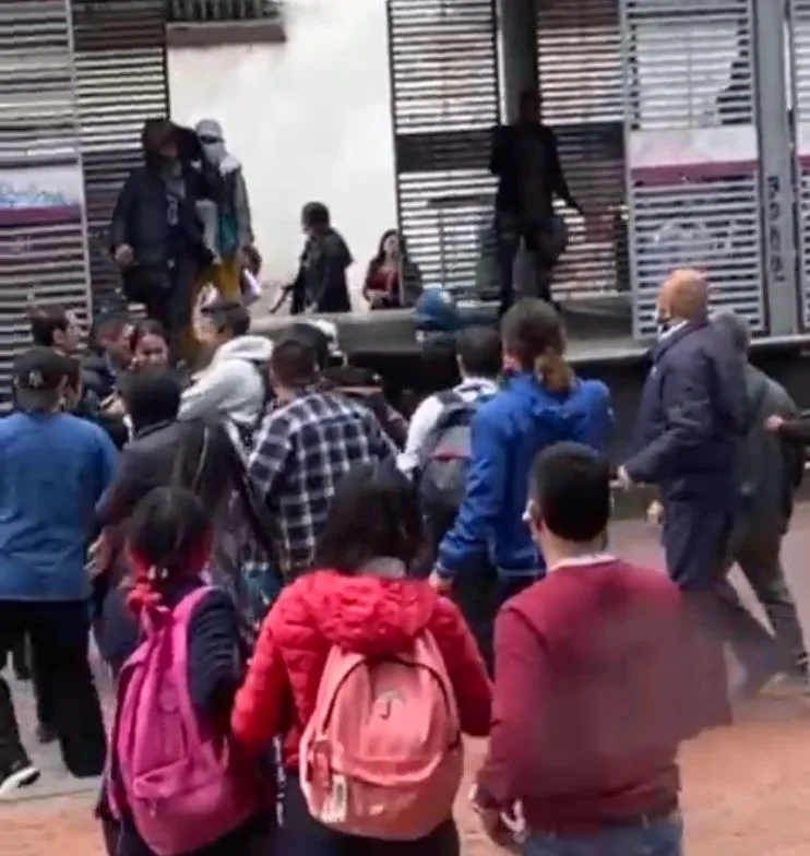 protesta policías Bogotá