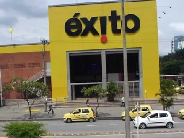 Grupo Éxito, empleos para colombianos.