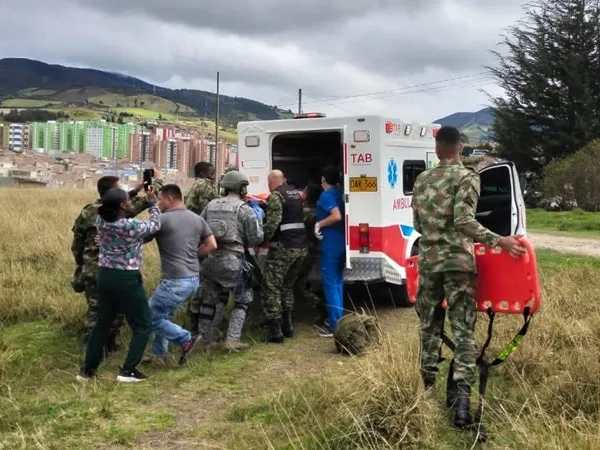 Esquirlas de explosivos tienen delicado a militar que piso mina en Los Andes, Nariño