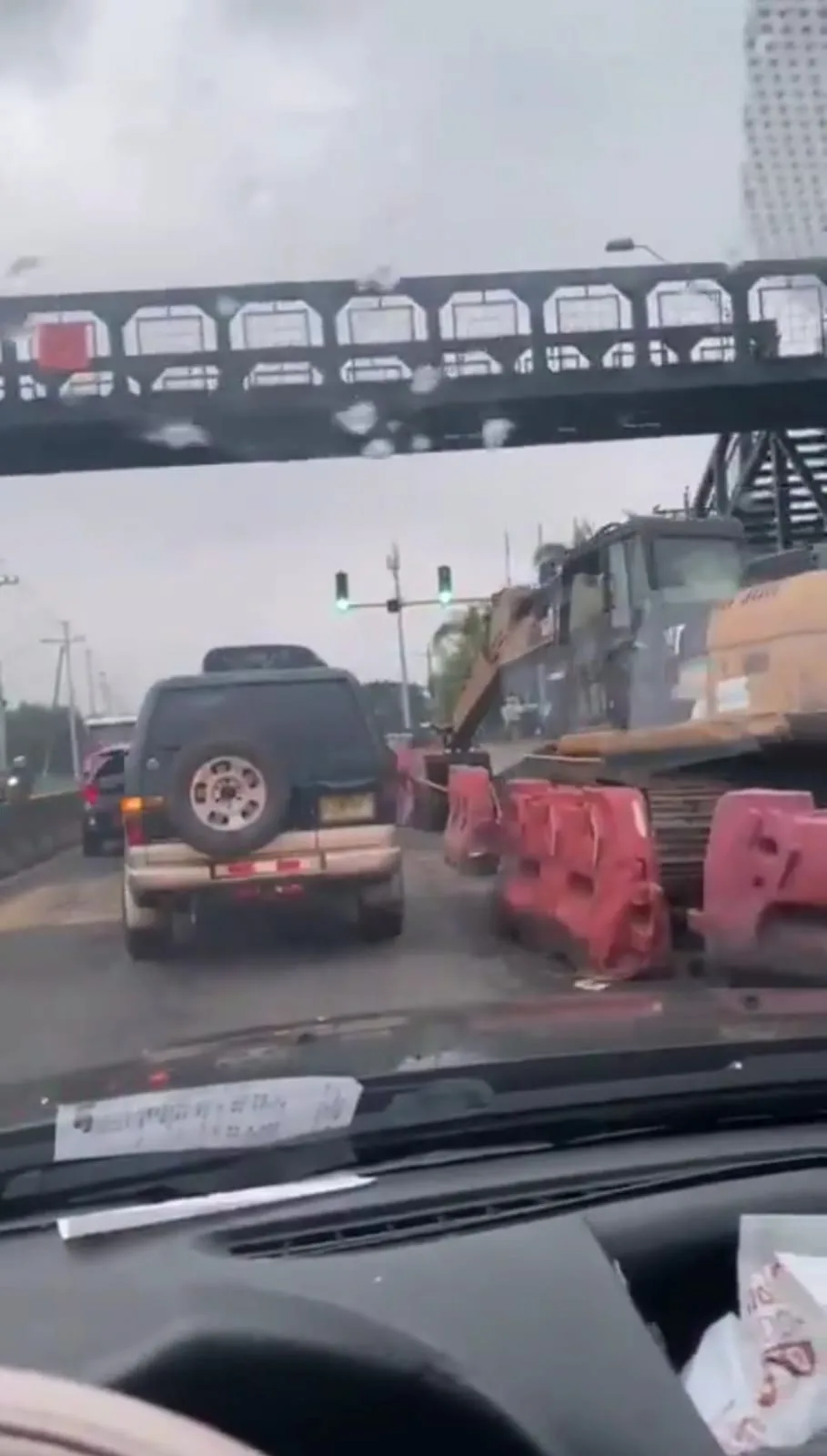 Conductores denuncia que persisten los trancones en la vía Cali-Jamundí