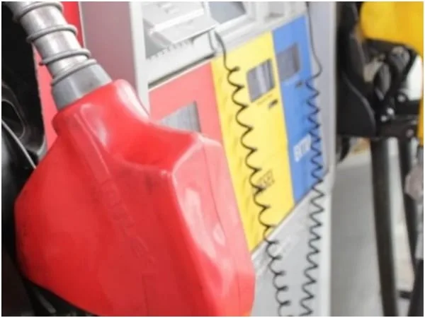“En octubre el incremento de la gasolina no va”: Ministerio de Minas y Energía