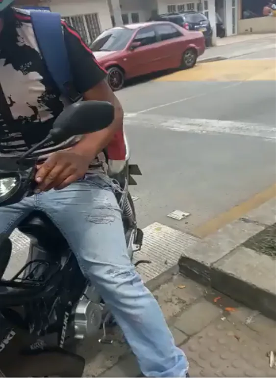 motociclista  en Popayán