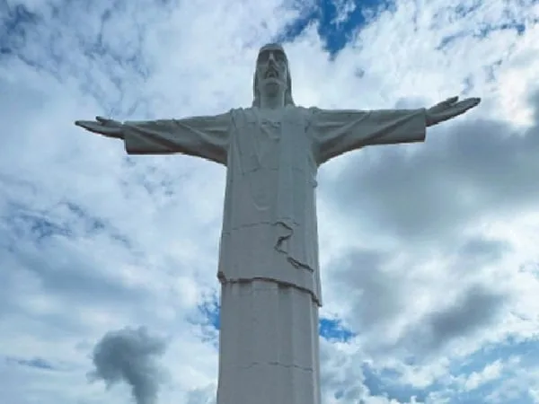 Monumento de Cristo Rey en Cali.