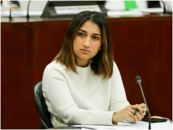 Laura Sarabia denuncia intento de robo a uno de sus escoltas con disparo incluido