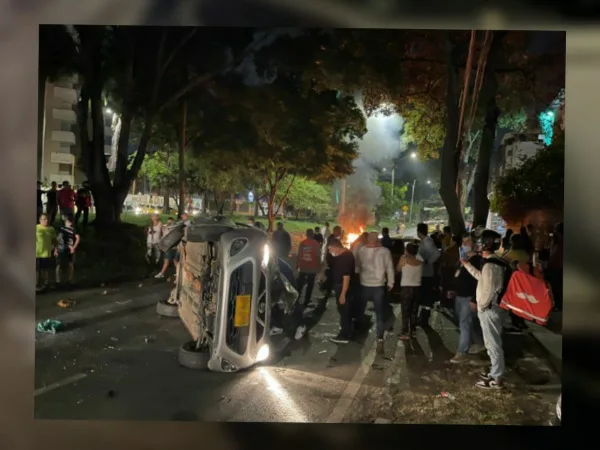 Persecución de taxista a presuntos ladrones terminó en grave accidente en el norte de Cali