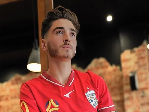 Josh Cavallo, futbolista que reveló que es gay, tiene miedo de ir al Mundial de Catar