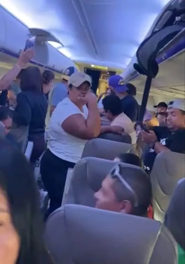 Pasajero le robó plata a la aerolínea Wingo, venían de Aruba a Cali y no podían bajarse del avión
