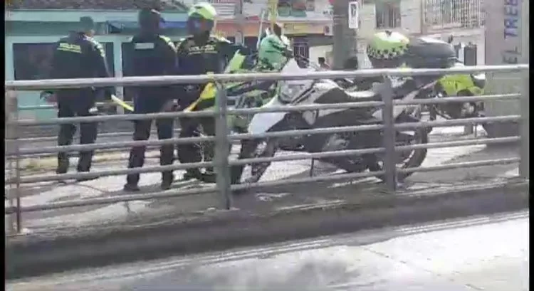 Presunta mujer falleció dentro de un MIO en Cali