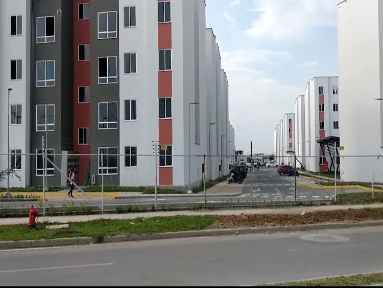 Via Cali Candelaria - obra periodismo ciudadano