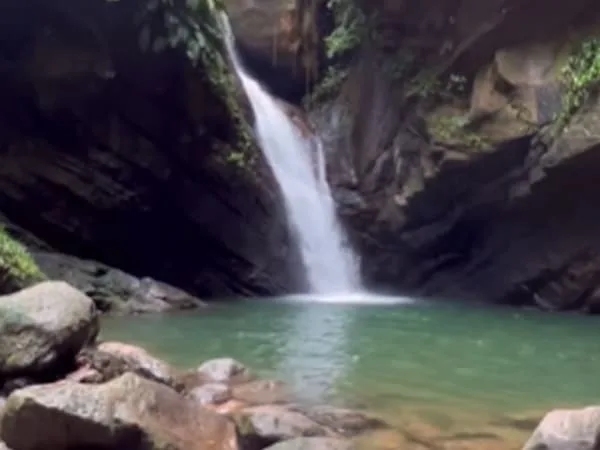 Cascada Tuis Tuis en Tierralalta, Córdoba.