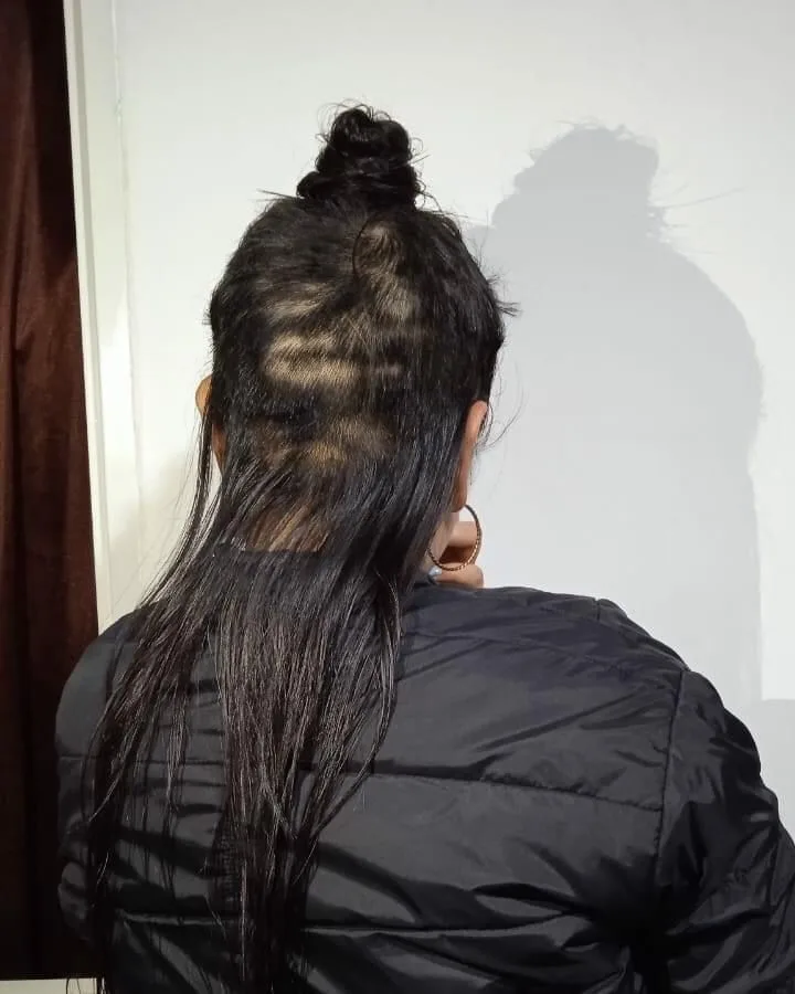 Sería la víctima del hurto de cabello que resultó ser falsa denuncia.