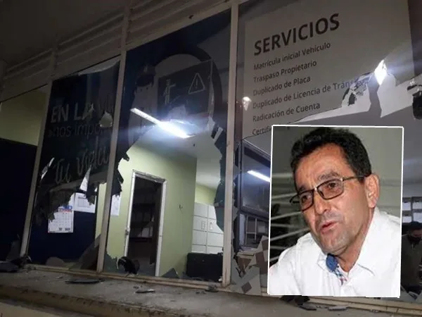 Alcalde tuvo que subirse al techo para refugiarse ante desmanes registrados en la protesta