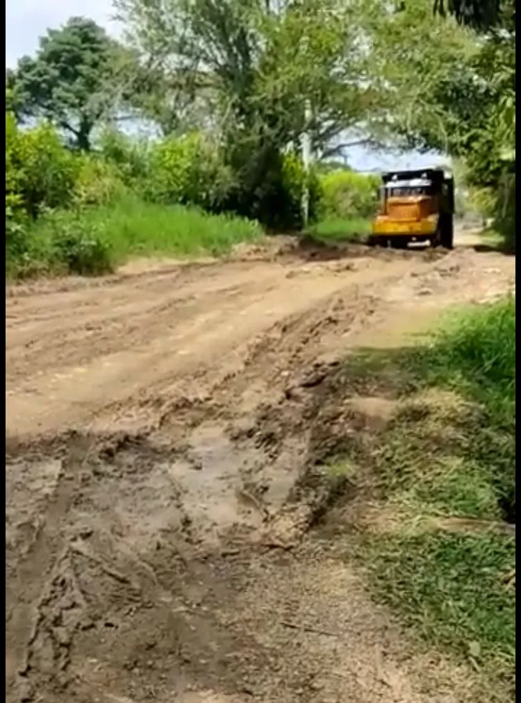 Ciudad Pacífica volquetas