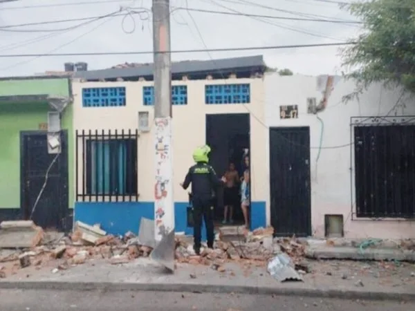 Al parecer, producto del sismo, la adulta mayor del municipio de El Águila salió corriendo y minutos después le habría dado un infarto.
