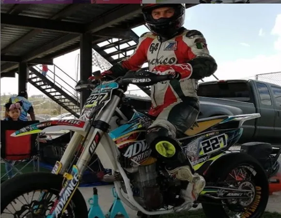 Piloto nariñense se destacó en evento internacional de Súper Moto en Miami