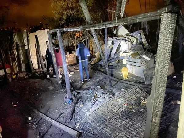 Incendio en Pasto dejó en la calle a una humilde familia, dos loros y un perro murieron