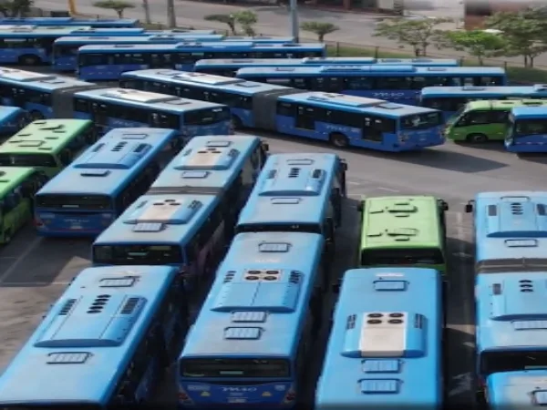 "Nosotros no tenemos la culpa": MetroCali responde por denuncias sobre "el cementerio de buses MIO"