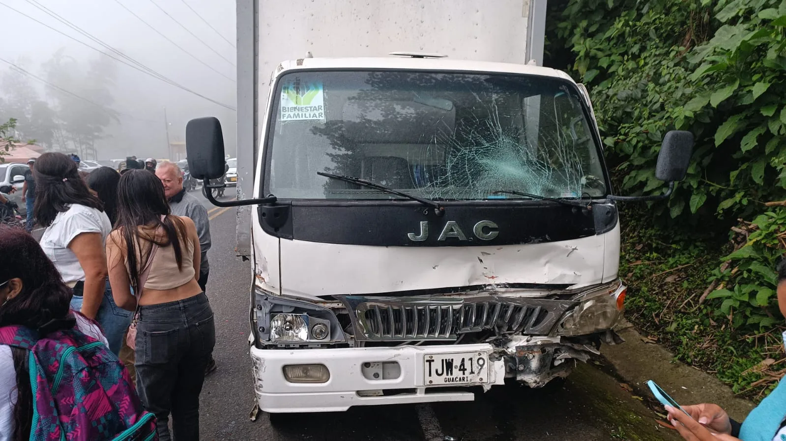 vía al mar Cali accidente Km 17
