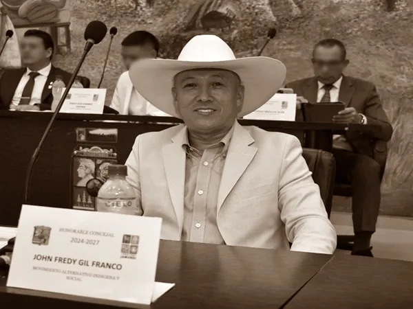 Jhon Fredy Gil,  era un líder comunitario reconocido en Jamundí y miembro activo de la Coordinadora Nacional de Cultivadores de Coca