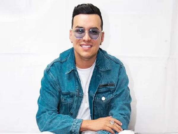 Cantante de música popular Yeison Jiménez.