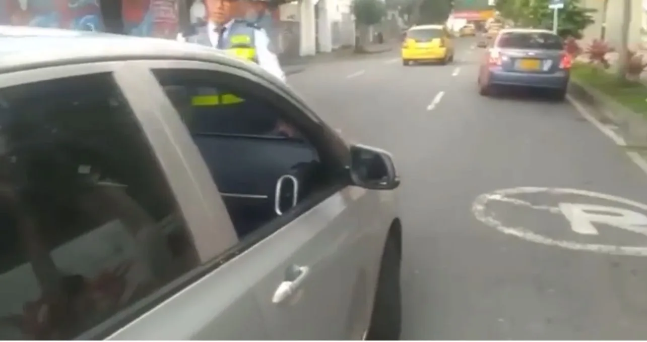 pico y placa agente agresión tránisto