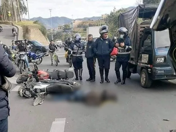Accidente de tránsito en vía a Pasto- Catambuco dejó un muerto y un herido