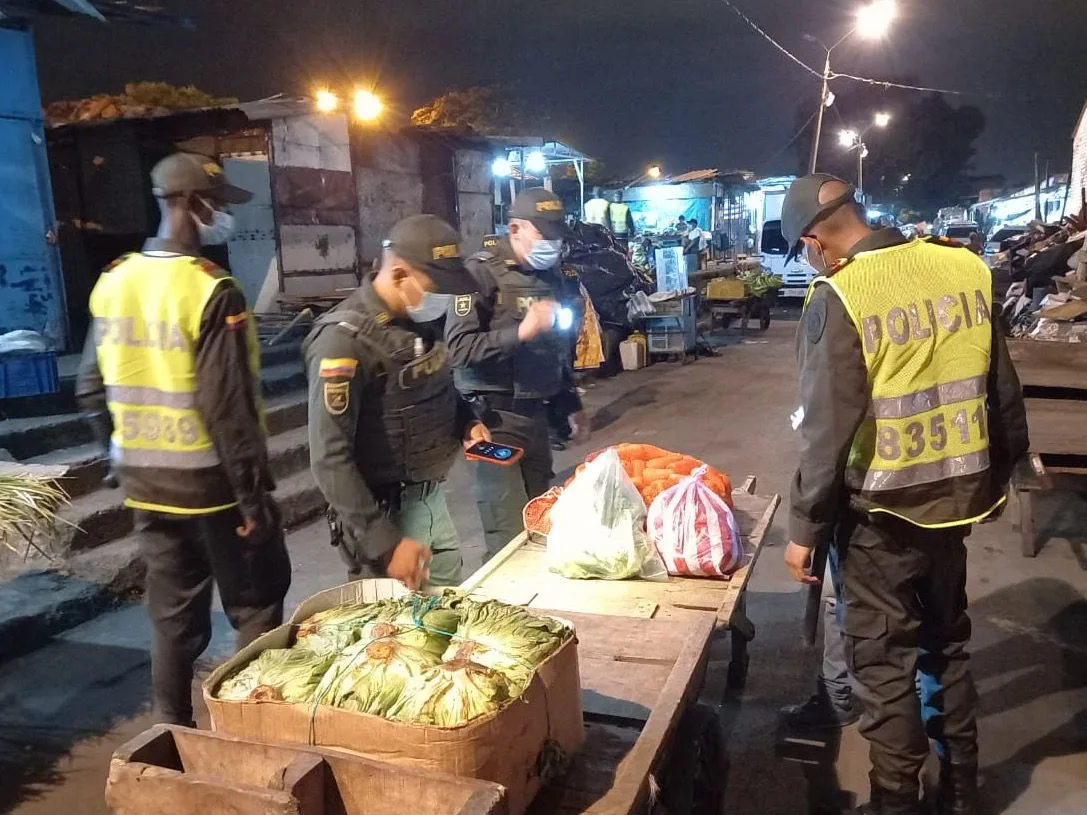 Galería Santa Elena de Cali extorsiones