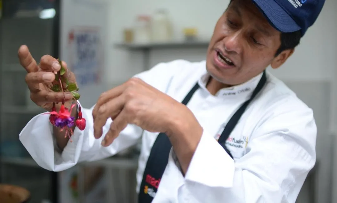 José Aníbal Criollo Salazar, cocinero Tradicional del grupo Naturalia