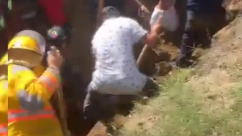 Rescate de película en el derrumbe de Las Brisas en Obando, Valle.