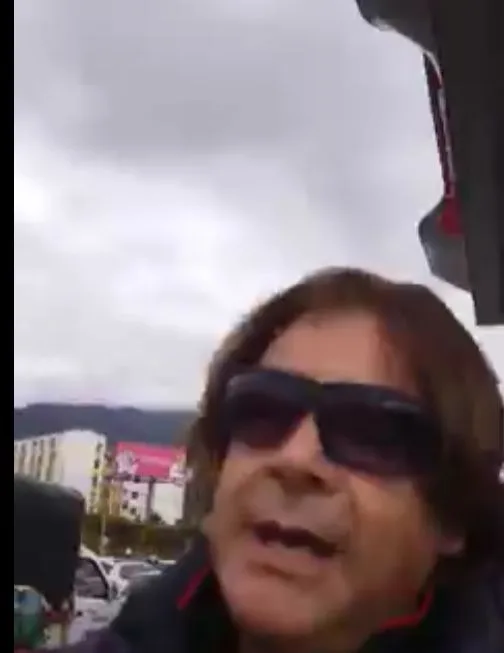 actor Víctor motorizado Pasto