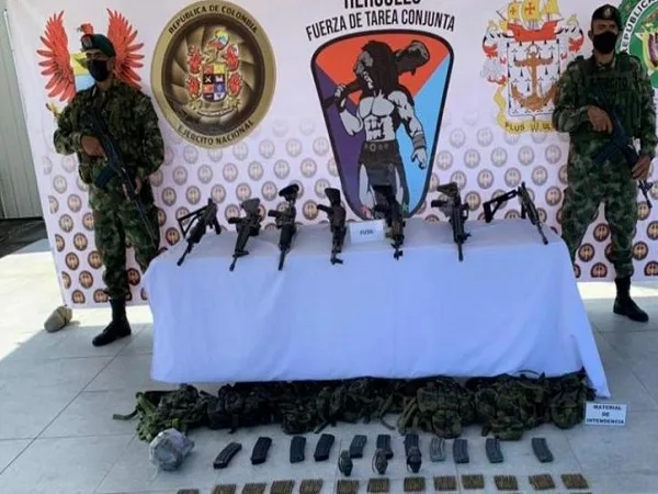 Iban a armar a banda “hasta los dientes” pero les allanaron más de 2 mil municiones