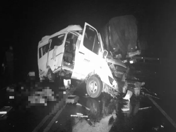 «Doble accidente en la Ruta del Sol»: Cuatro personas muertas y seis heridas