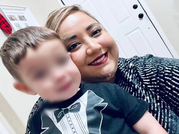 Los detalles del fallecimiento del bebé, pero también de la madre son escalofriantes dado que tienen detrás una oscura historia de complicaciones familiares y judiciales.