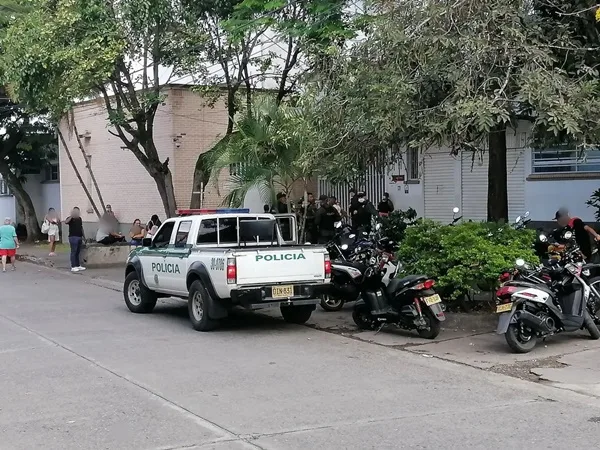 Conmoción en Cartago: sujeto al parecer ebrio hirió a su pareja y a sus hijastros con arma blanca