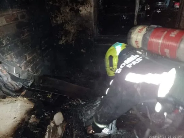 En Pasto lograron evitar que se incendiaran varios locales comerciales