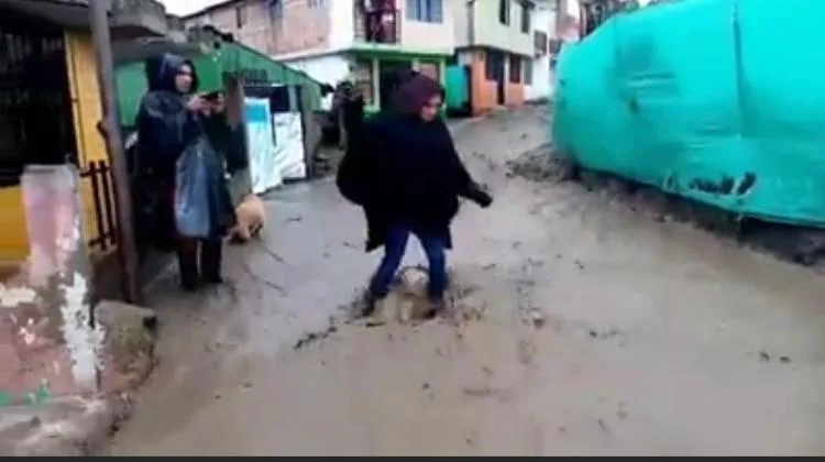 La Cruz río inundó