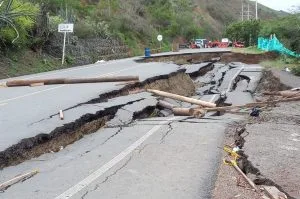 Por accidente en la vía Buenaventura ahora habrá cierre total