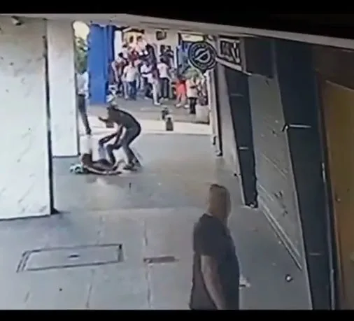 Capturada la mujer que atacó a un hombre con arma blanca, en Buenaventura