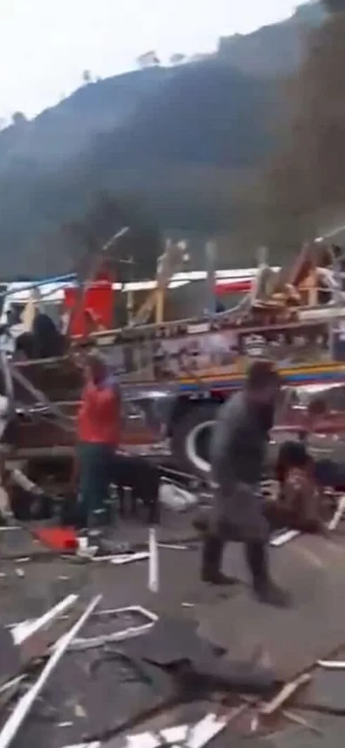 Dos niños víctimas de la tragedia en Huila: bus escalera perdió los frenos y se estrelló