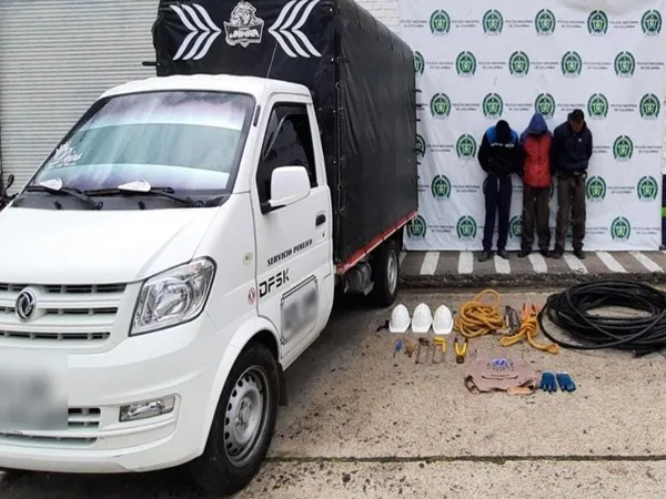 ¡Los pillaron! En Pasto falsos técnicos robaban cable de telefonía
