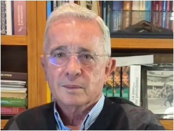 Cambios en el caso Uribe: Renuncia del fiscal y la llegada de un suplente