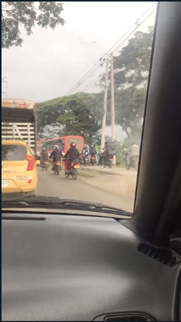 vía Cali y Candelaria