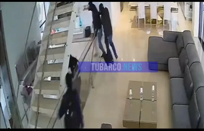 Siete ladrones y un robo en 3 minutos, se meterion hasta un conjunto residencial en Cali