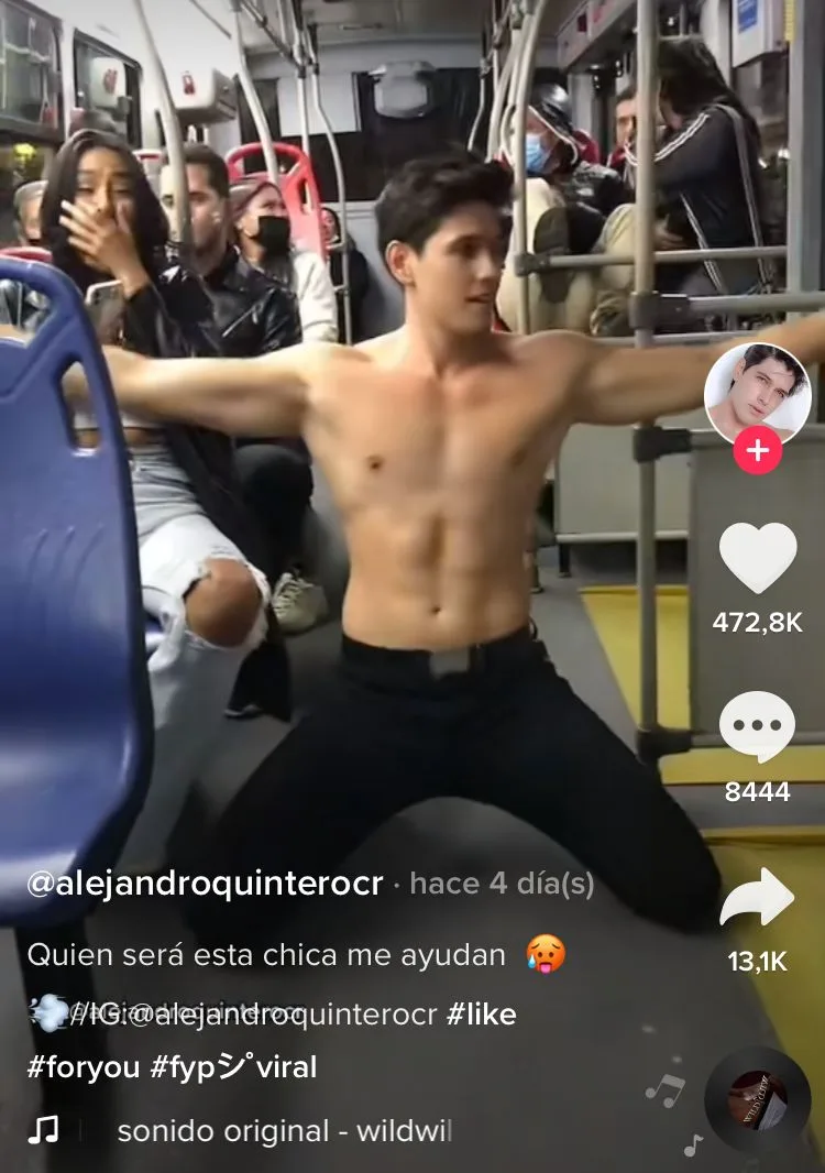 Alejandro viral bailes TikTook Transmilenio