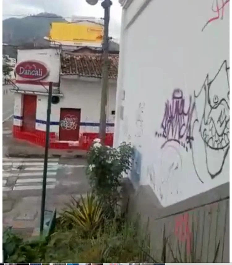 puente peatonal Comfenalco calle 5 Cali