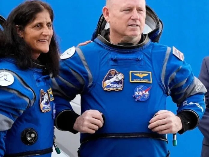 Barry Wilmore y Sunita Williams los astronautas de la Nasa cumplen 70 días varados en el espacio