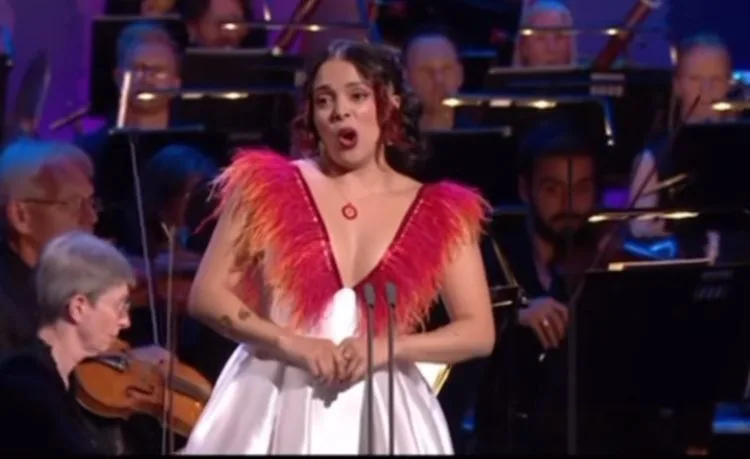 "¡Vamos Colombia!": Julieth Lozano la concursante a mejor cantante del año en el Mundo