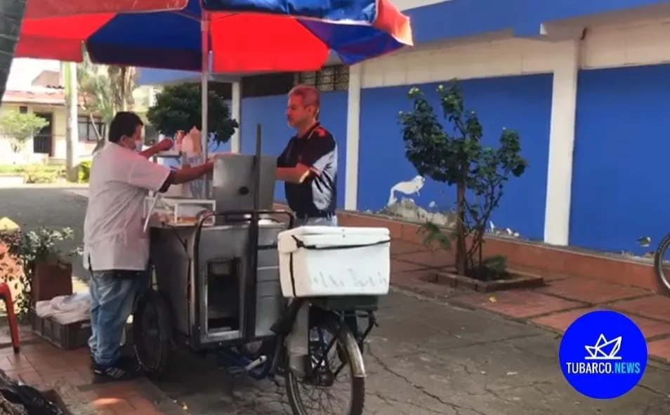 Le dicen 'El Paisa', pero es oriundo de Nariño y se ha convertido en un personaje recordado por estudiantes del Navia Varón